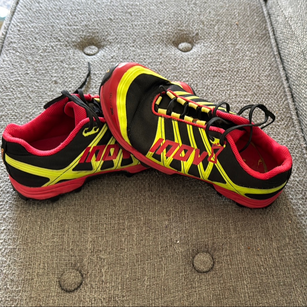 Inov8 X-Talon 200 trail shoe